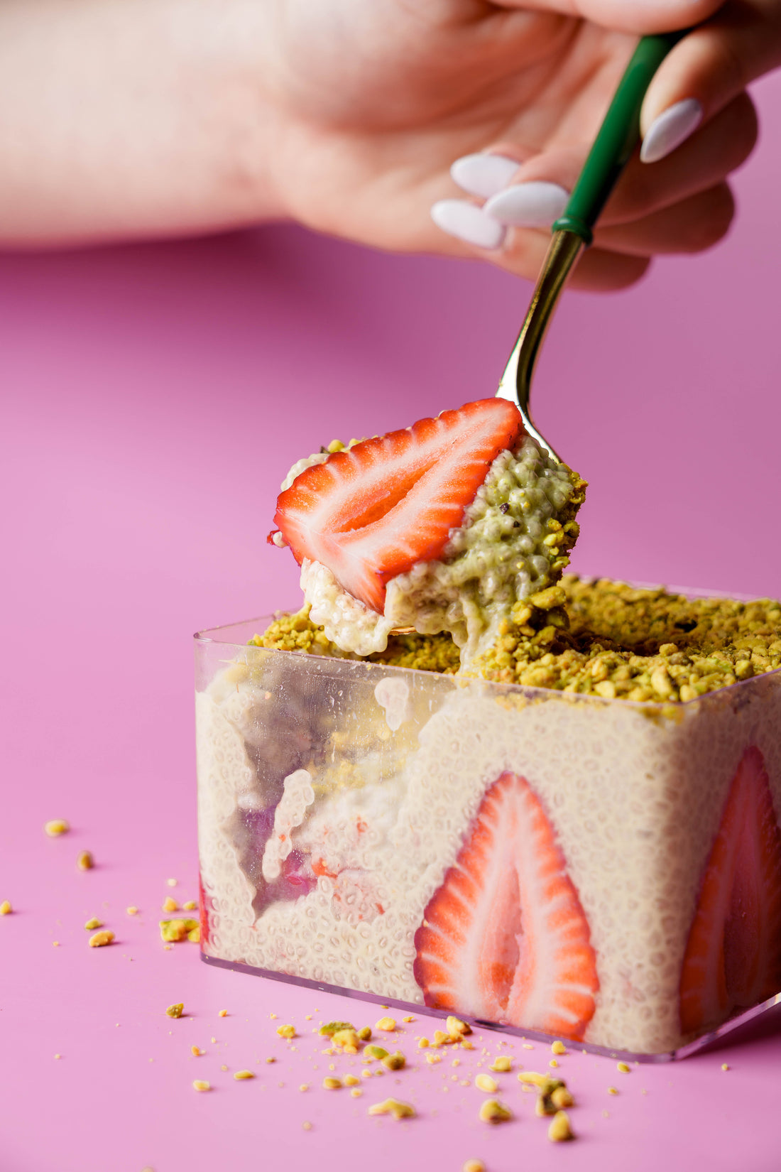 Pistachio Chia Pudding With Strawberries